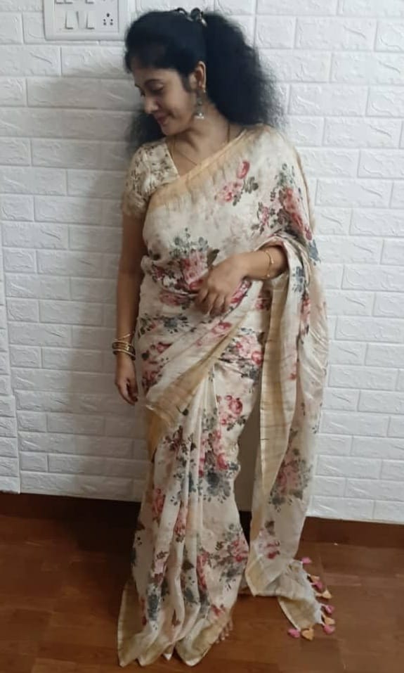 Cream Floral Linen Saree